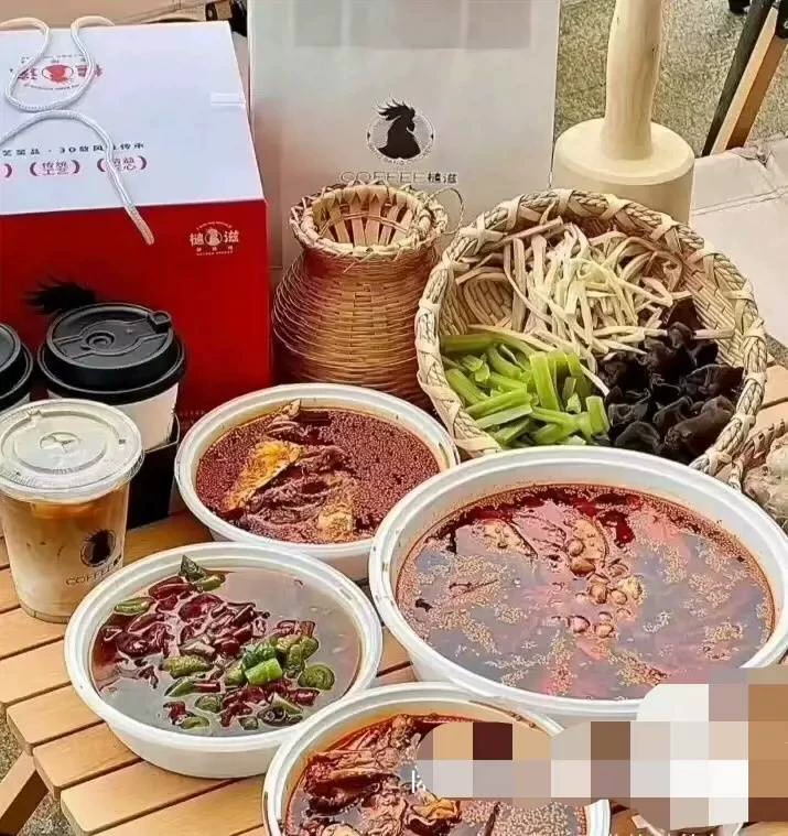 正宗口水鸡技术配 方 棒棒鸡的做法 8种配方核心要点