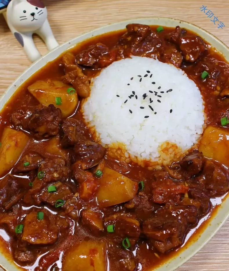 潮汕特色［土豆牛腩饭］技术配方制作视频《 资料图（第7/7）