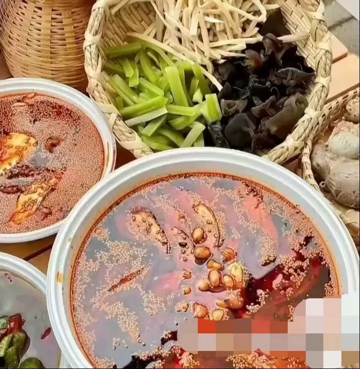 正宗口水鸡技术配 方 棒棒鸡的做法 8种所需食材配料