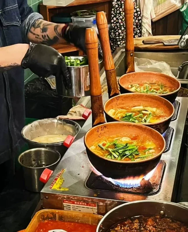 正宗商用正宗云南小锅米线配方技术骨头高汤油酱料秘方特色小吃包(米线商用配方)-练摊儿网