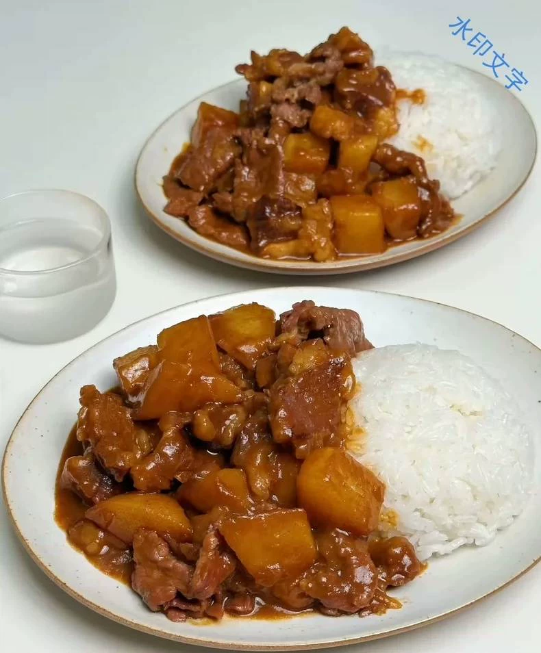 潮汕特色［土豆牛腩饭］技术配方制作视频《 资料图（第6/7）